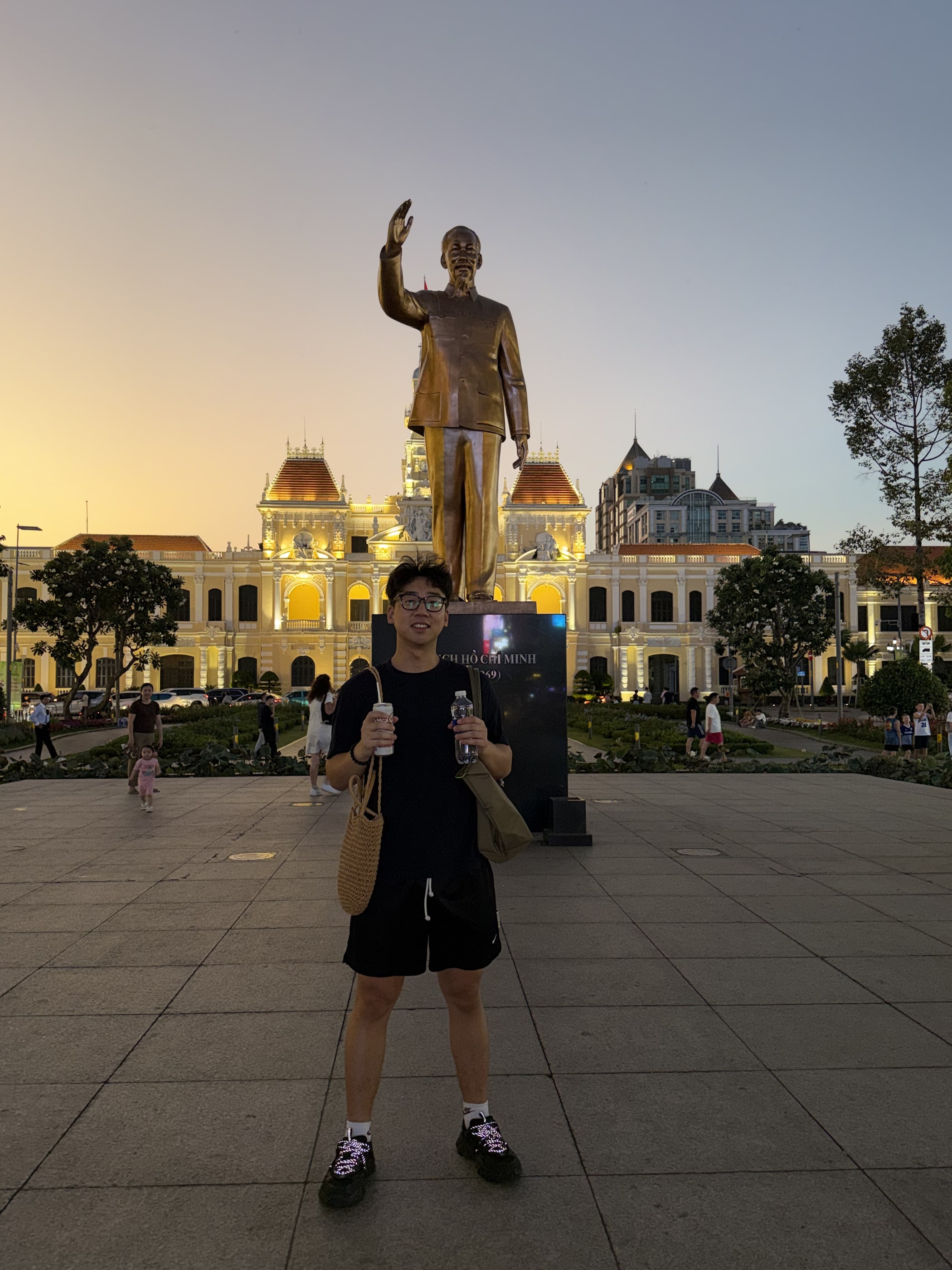 Hồ Chí Minh · District 1