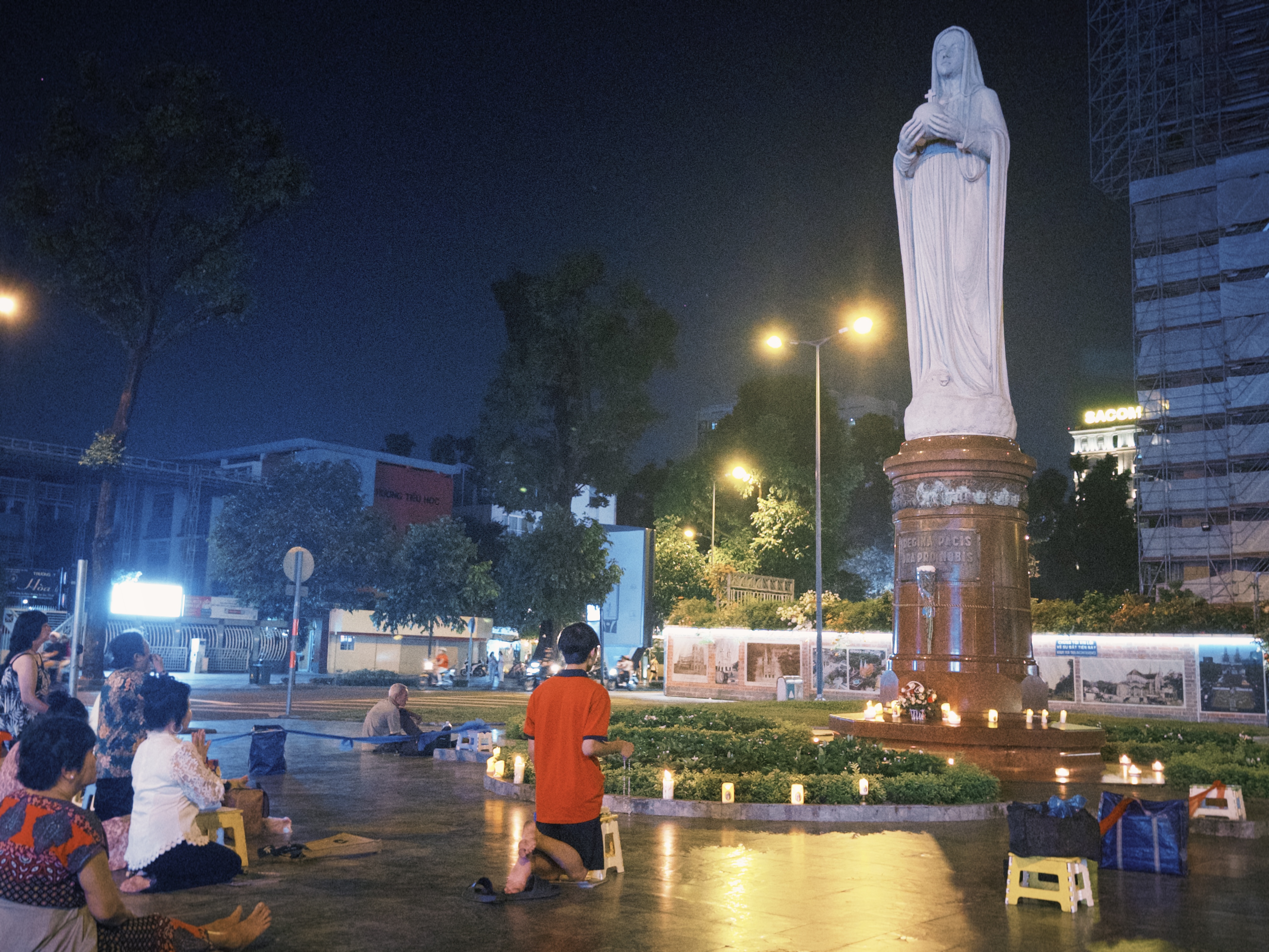 Hồ Chí Minh · District 1