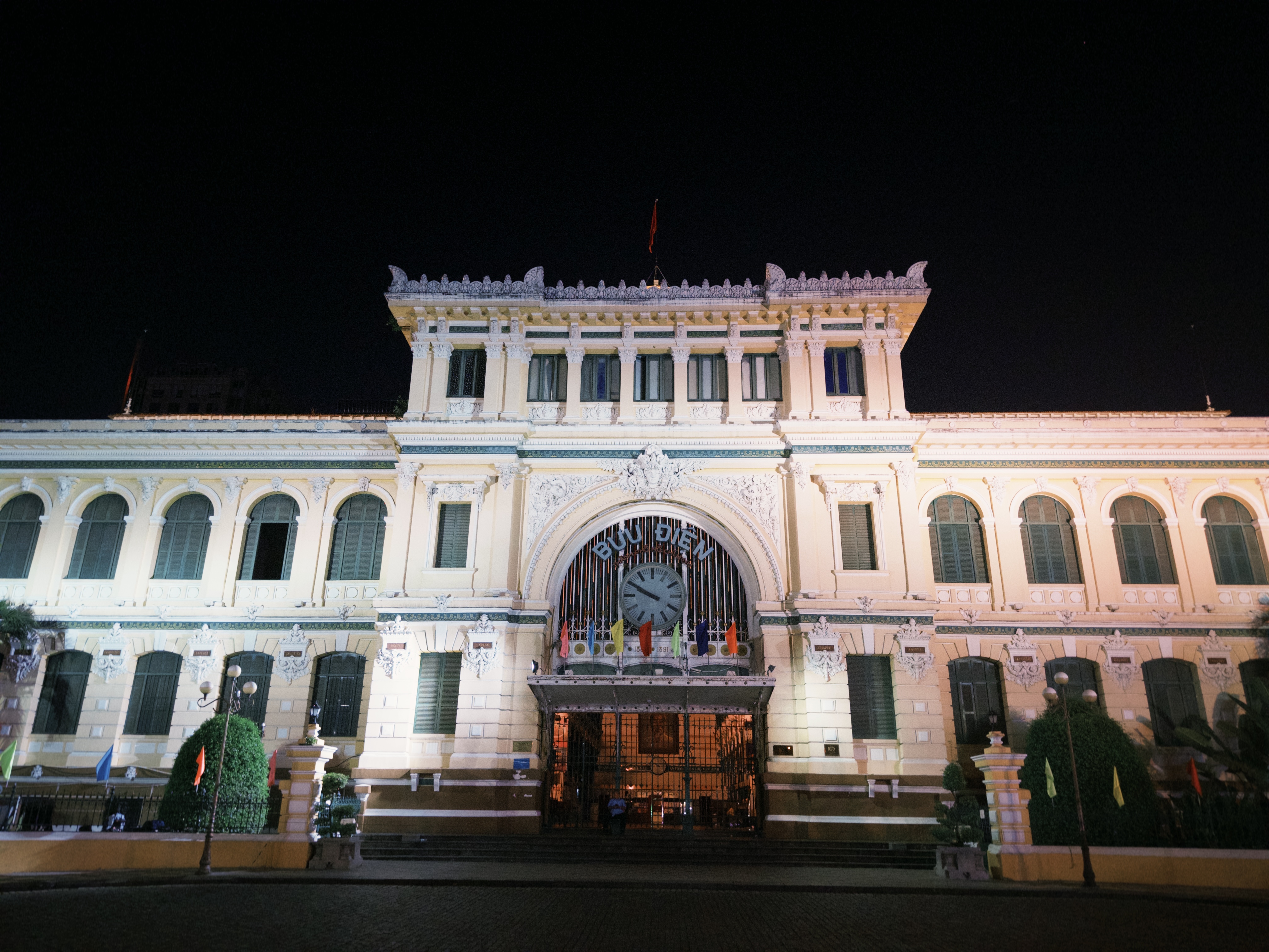 Hồ Chí Minh · District 1
